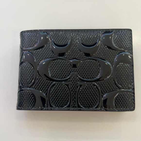 NWT Coach Outlet Compact Billfold Wallet In Signature Leather - Picture 2 of 6